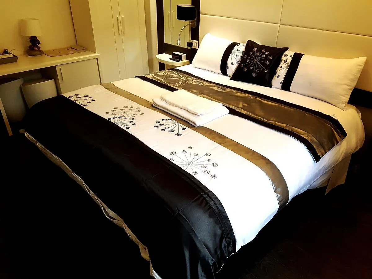 Voyage Prive Deluxe Bed & Breakfast La Spezia Italy