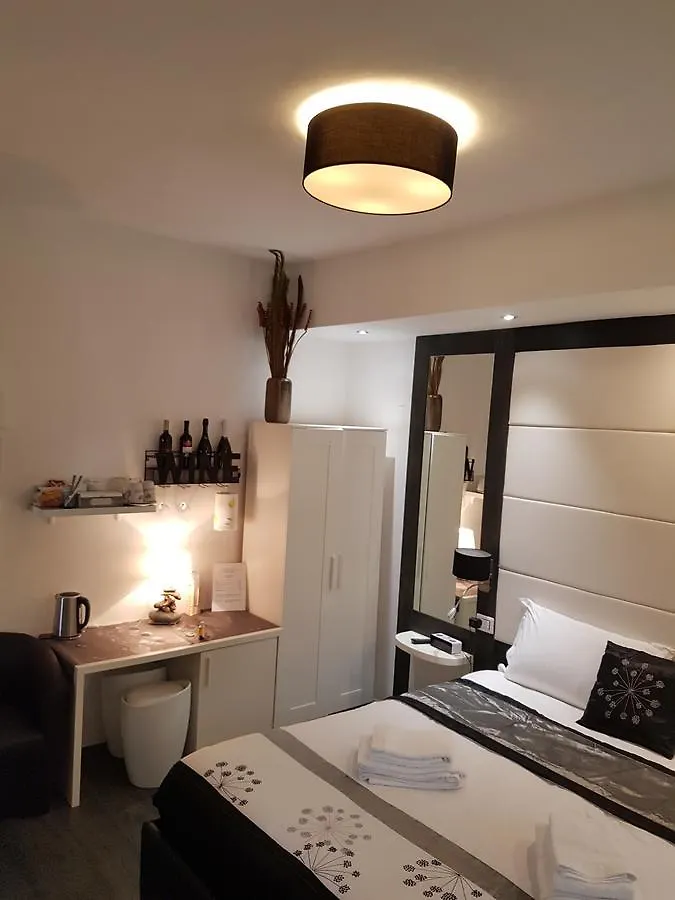 Voyage Prive Deluxe Bed & Breakfast La Spezia